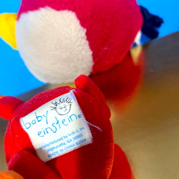 ANGRY BIRDS RED & MATILDA PLUSH & RED CARDINAL SQUEAKER PLUSH VTG 2004 - Picture 15 of 16